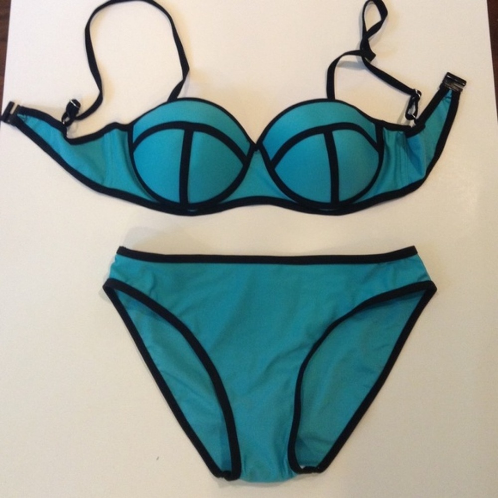 NWOT Turquoise Bikini